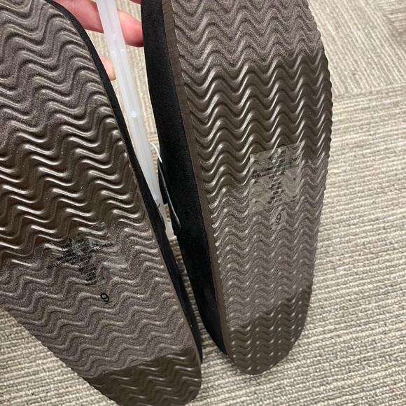 Universal Thread Clog - Size 9 - Picture 3 of 3